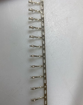 Контакт 1375819-1