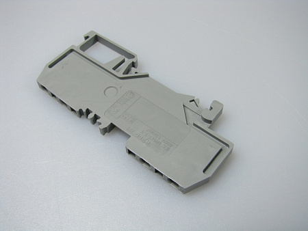 4-проводная проходная клемма с центральной маркировкой 279-831