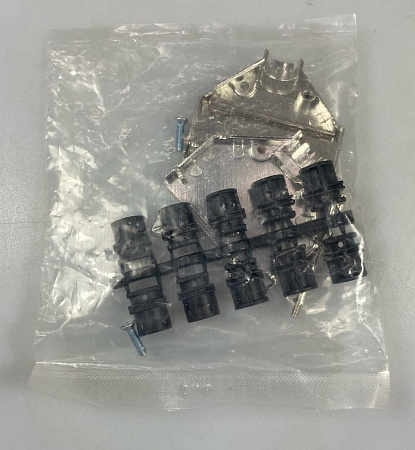 Корпус D-Sub L17DTZK25KFM Amphenol
